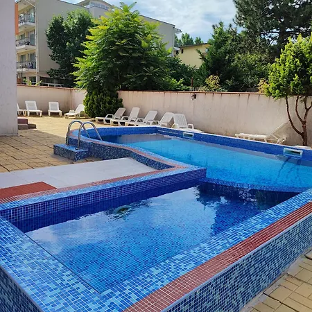 Fa Mol Apartman Napospart